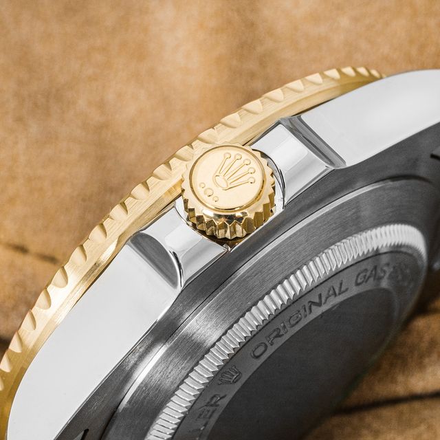 Rolex Sea-Dweller 126603 Image 2